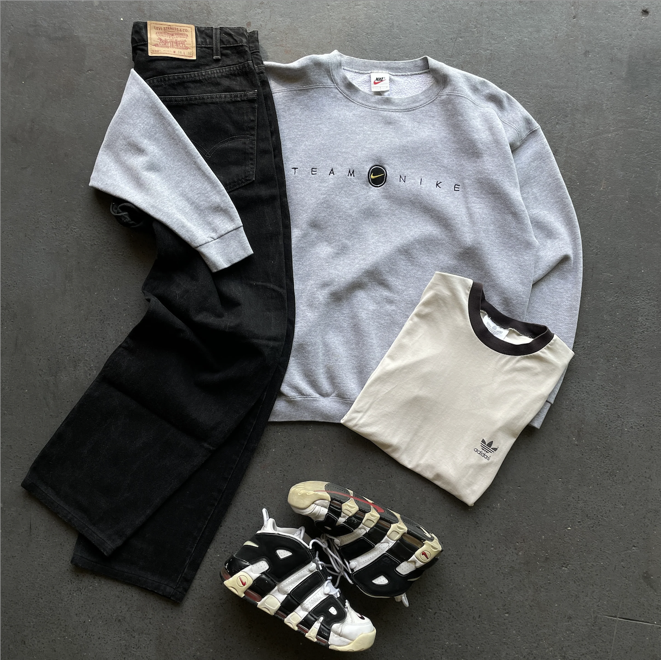 3 PIECES MYSTERY BOX - PREMIUM VINTAGE