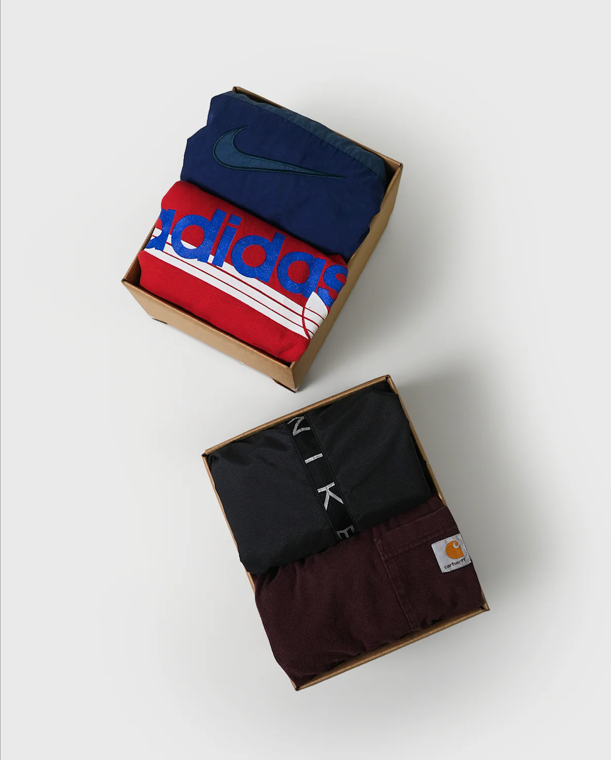 2 PIECES MYSTERY BOX - PREMIUM VINTAGE
