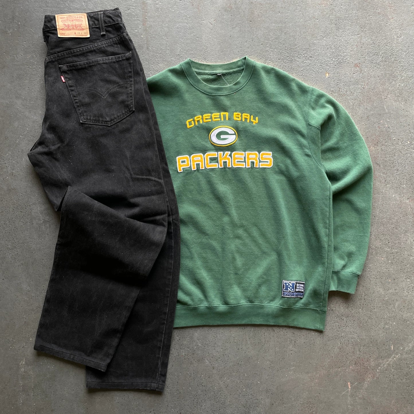 2 PIECES MYSTERY BOX - PREMIUM VINTAGE